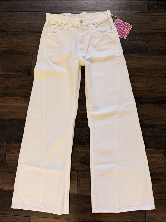 MOTHER Denim - MOTHER Snacks The COOLEST EVER White Twist Flare Jeans 26 NWT $300!!